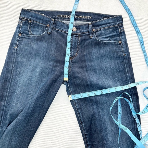 Citizens of Humanity Dani Crop Straight Leg Jean in Dark Wash - Picture 8 of 14
